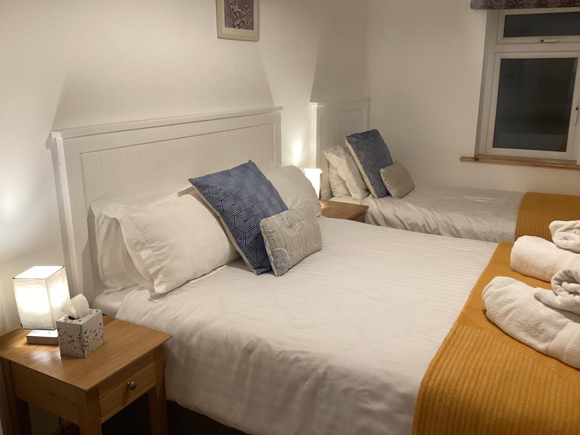 Roundstone Retreats Roundstone Harbour Lights Apartman Kültér fotó